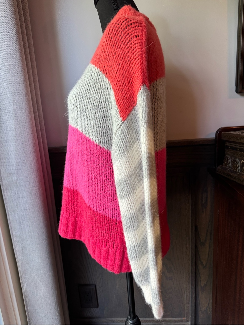 GAP Colorblock Crewneck Sweater in Coral, Hot Pink & Light Gray - Picture 2 of 6